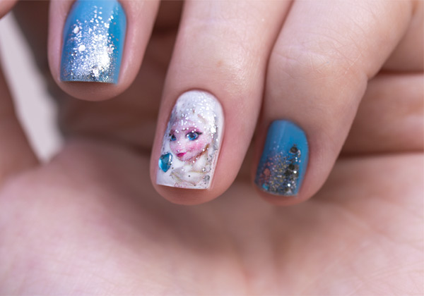 Elsa-Frozen-Nail-Art